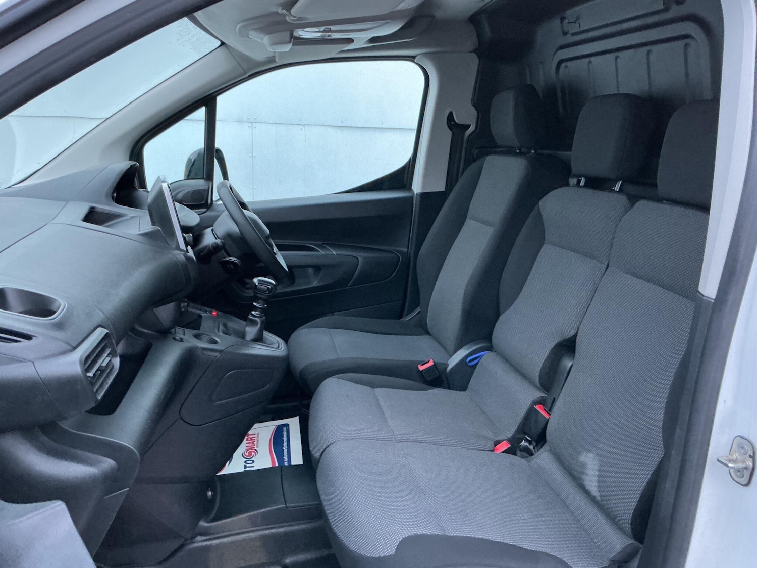 Used Peugeot Partner 2022 for sale - 76632720: Photo 7