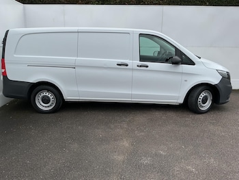 Used Mercedes-Benz Vito 2021 for sale - 77305023: Photo