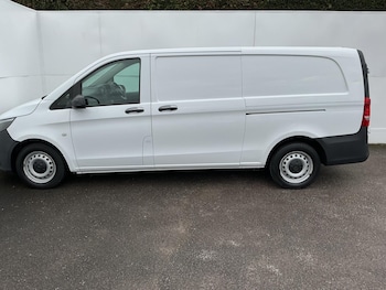 Used Mercedes-Benz Vito 2021 for sale - 77305023: Photo