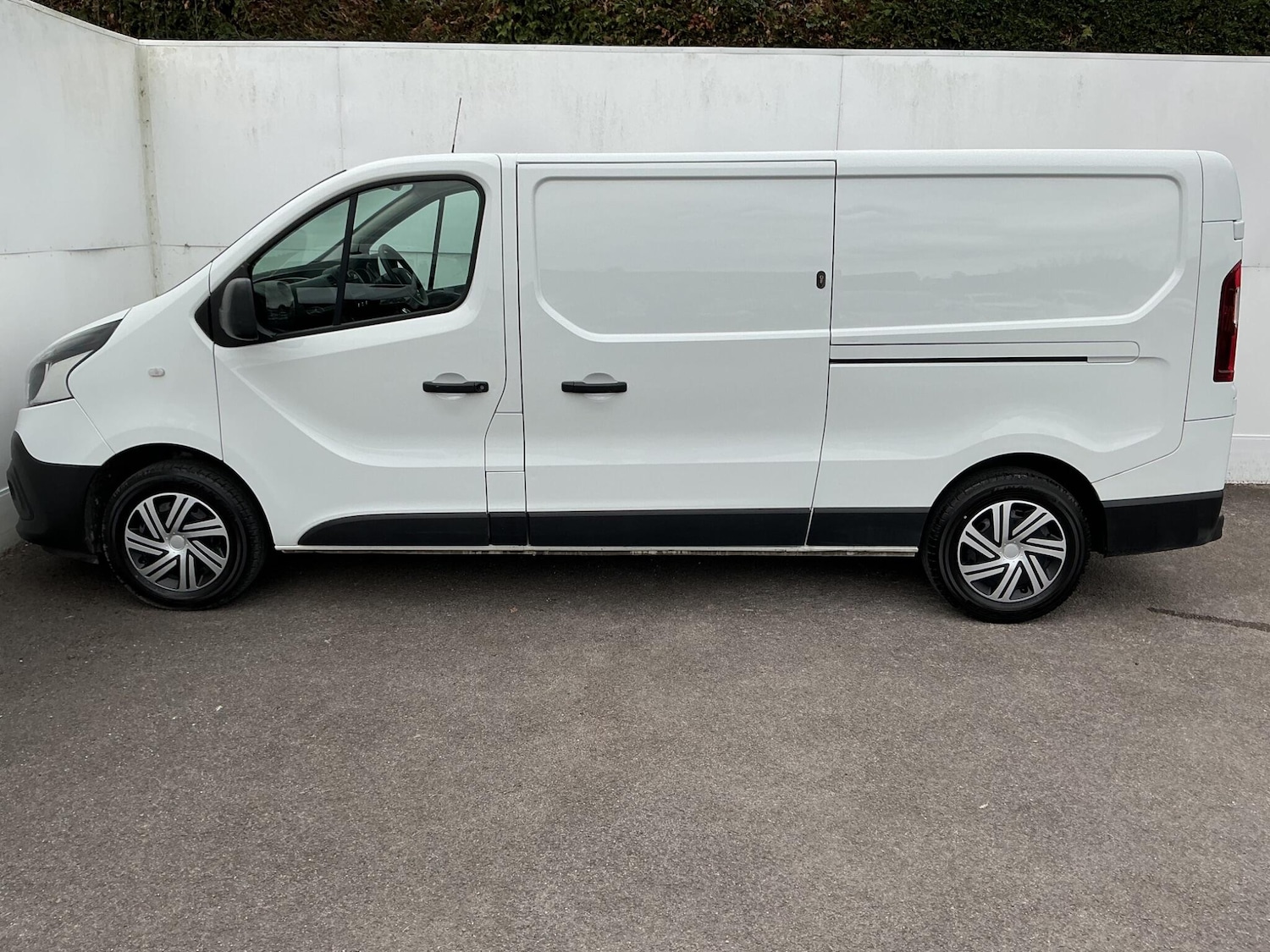 Used Renault Trafic 2021 for sale - 76306195: Photo 3