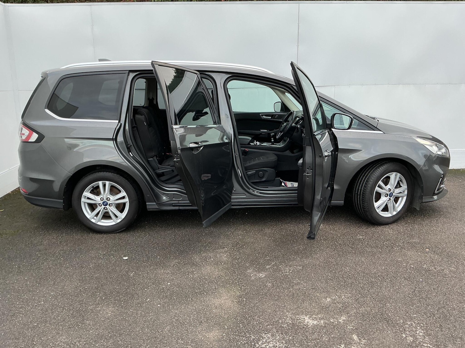 Used Ford Galaxy 2022 for sale - 76573788: Photo 24