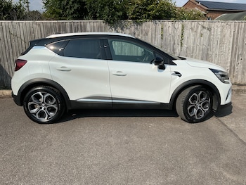 Used Renault Captur 2023 for sale - 79188946: Photo