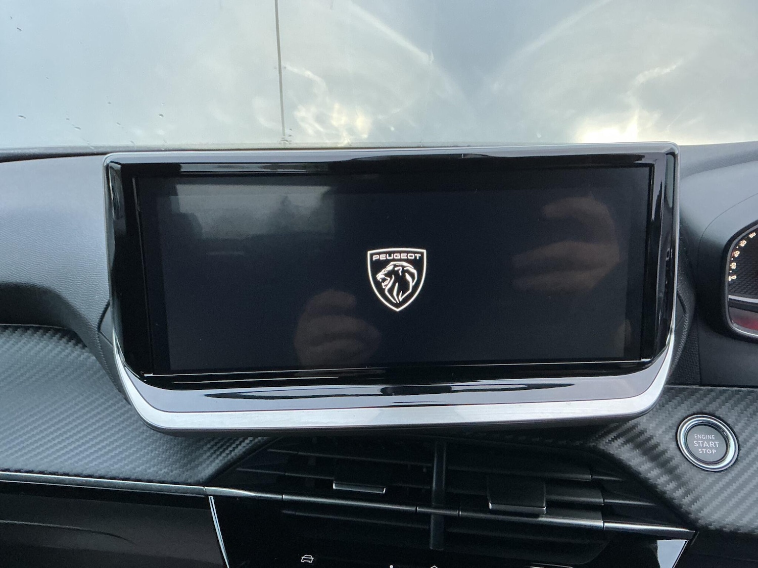 Used Peugeot 2008 2023 for sale - 76752945: Photo 13