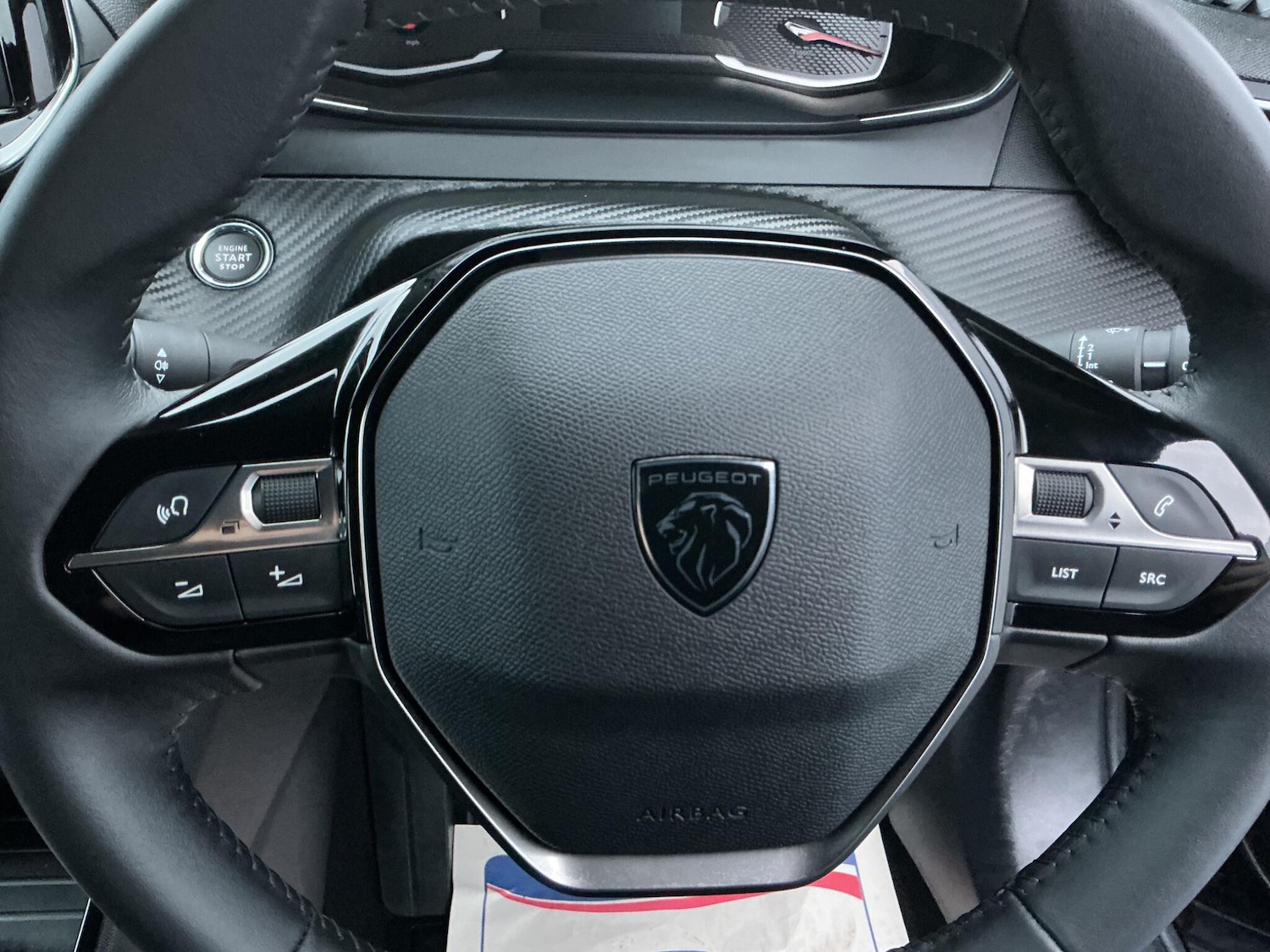 Used Peugeot 2008 2023 for sale - 76752945: Photo 17