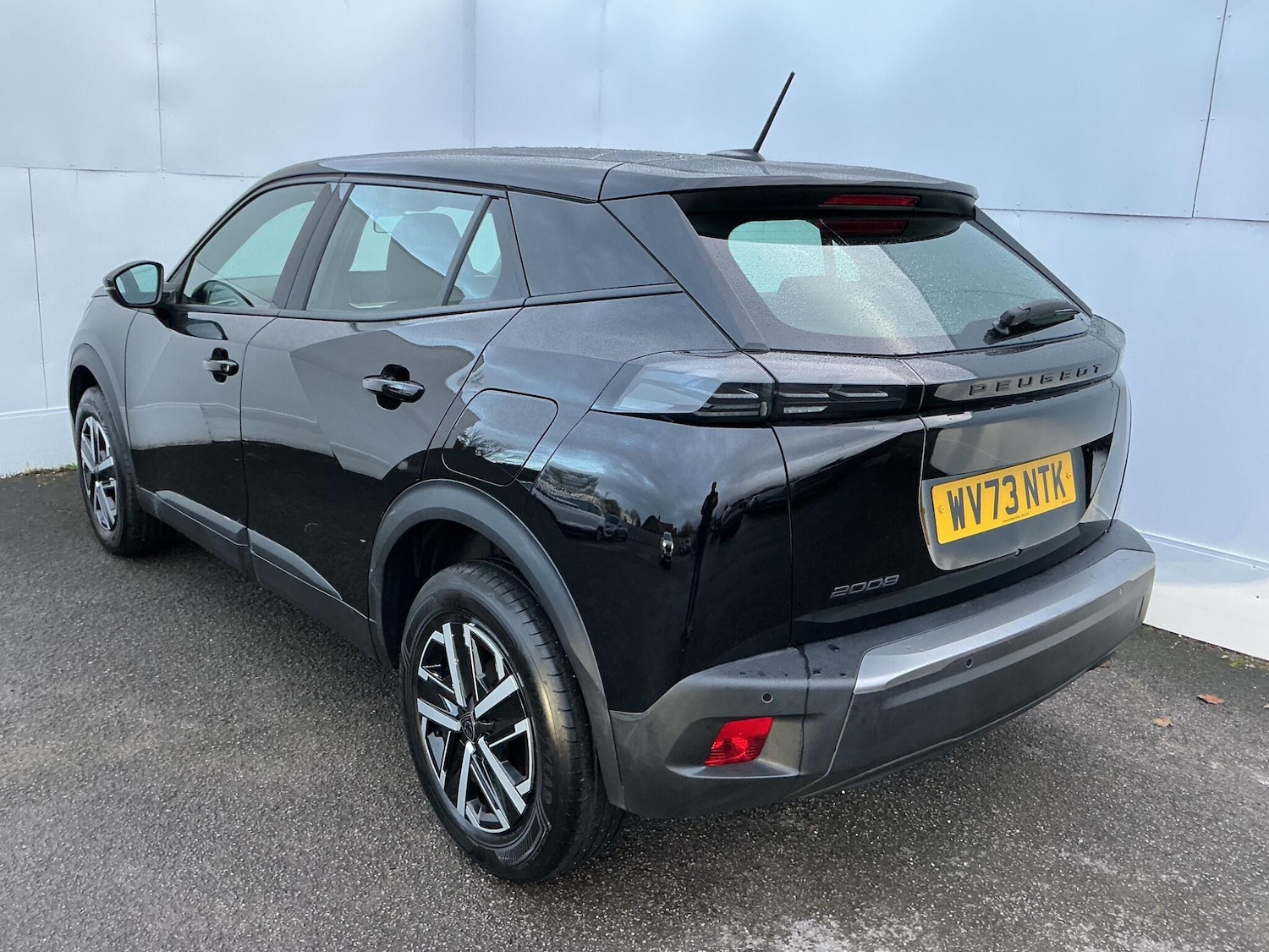 Used Peugeot 2008 2023 for sale - 76752945: Photo 4