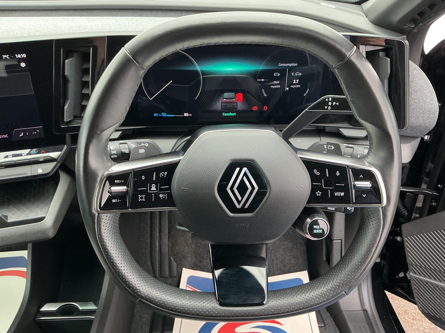 Used Renault Megane E Tech 2024 for sale - 77633075: Photo 15