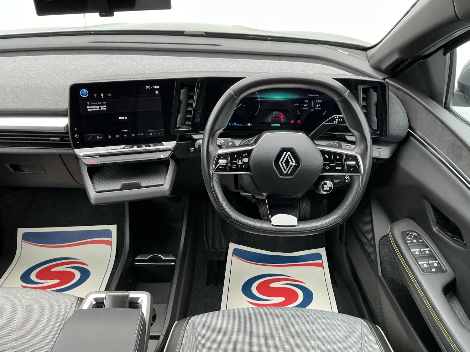 Used Renault Megane E Tech 2024 for sale - 77633075: Photo 9