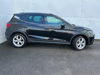 Used SEAT Arona 2024 for sale - 77203997: Photo