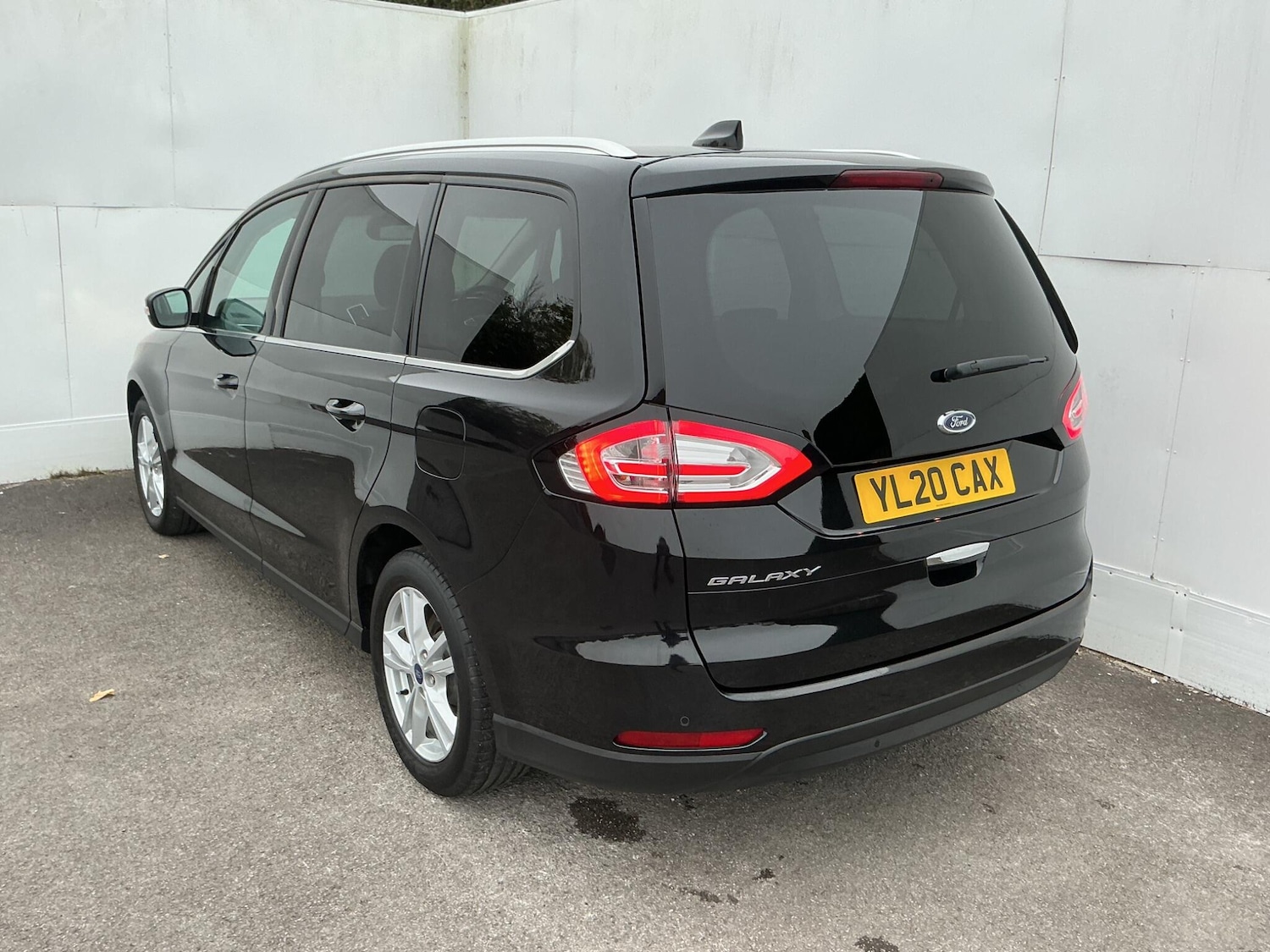 Used Ford Galaxy 2020 for sale - 76270477: Photo 3