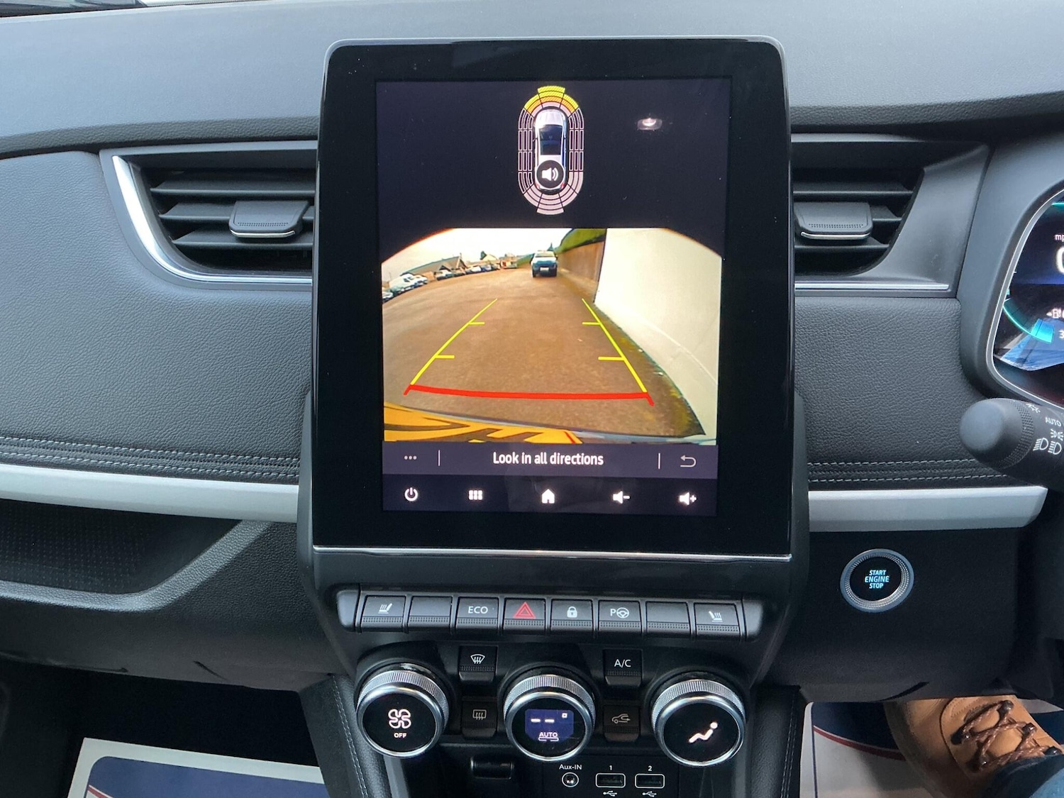 Used Renault Zoe 2022 for sale - 77633975: Photo 13