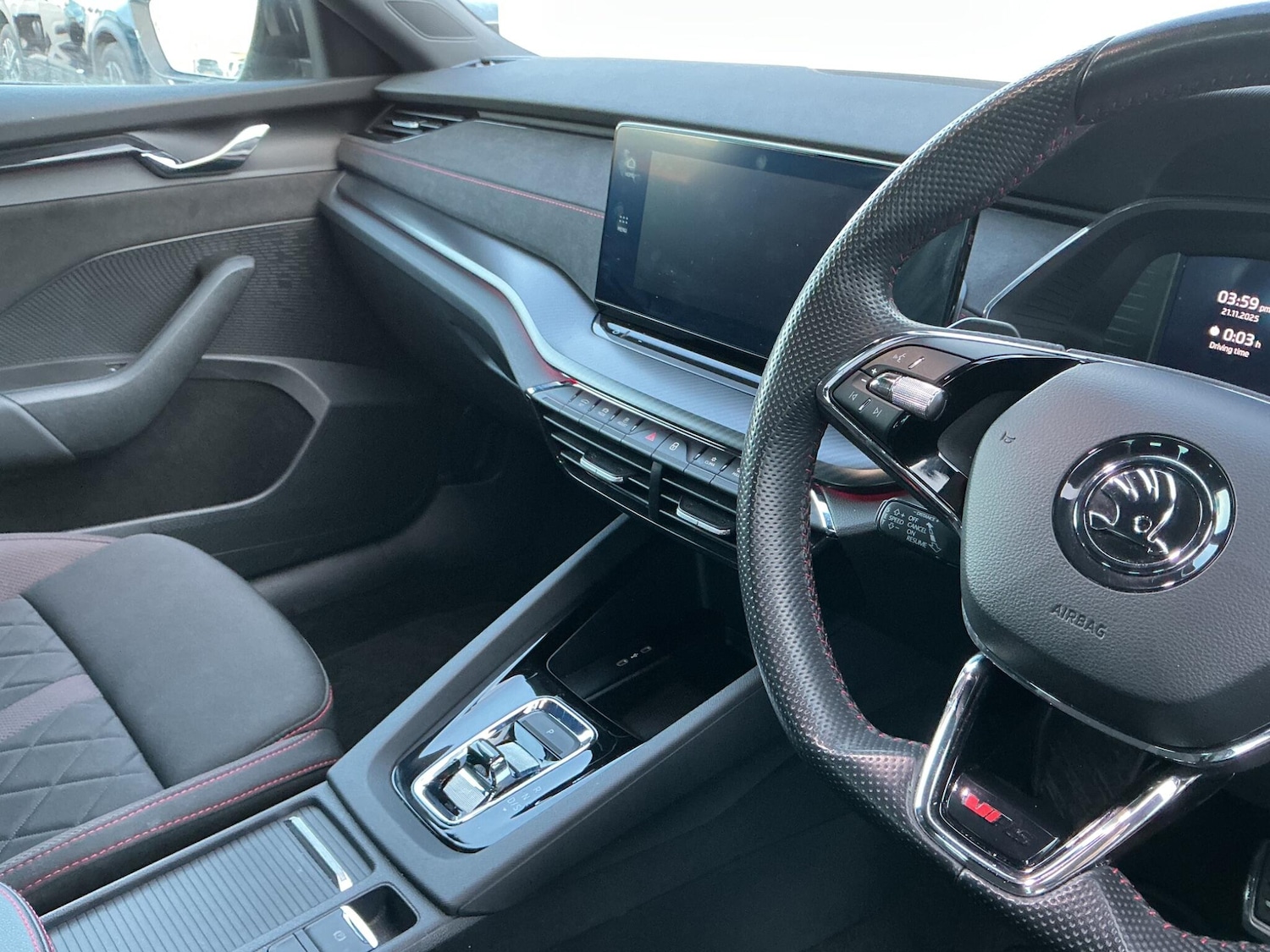 Used Skoda Octavia 2023 for sale - 76657140: Photo 12