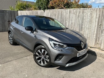 Used Renault Captur 2023 for sale - 79609491: Photo
