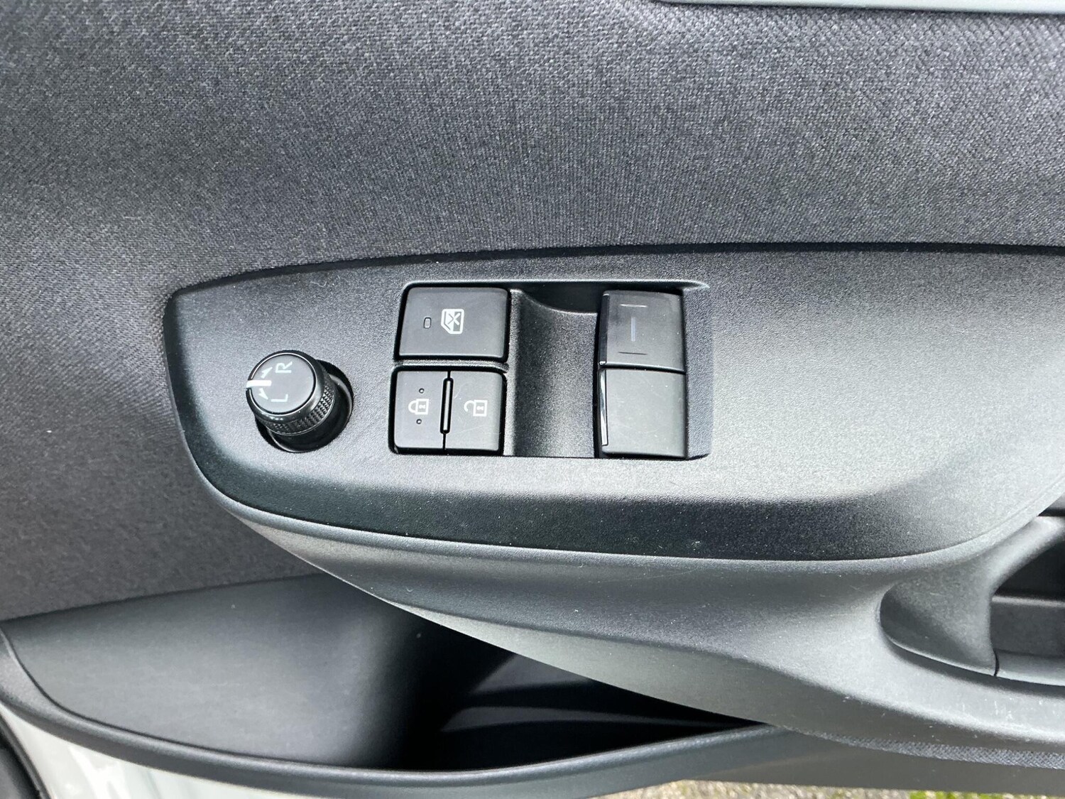 Used Toyota Yaris 2022 for sale - 76657247: Photo 20