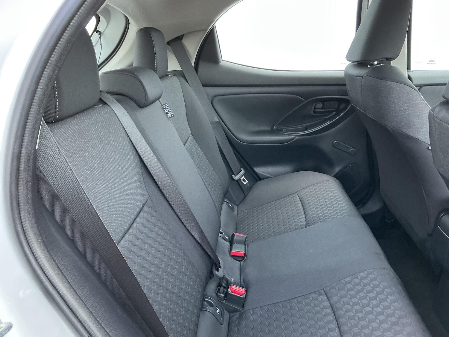 Used Toyota Yaris 2022 for sale - 76657247: Photo 8