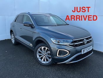Used Volkswagen T-Roc 2022 for sale - 76549882: Photo