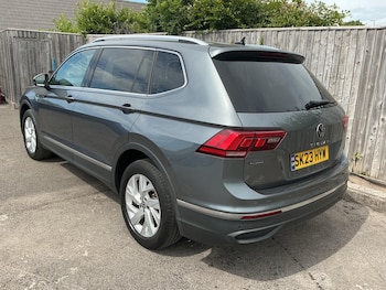 Used Volkswagen Tiguan Allspace 2023 for sale - 78898116: Photo
