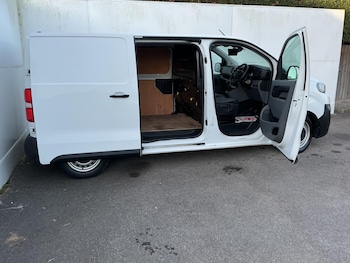 Used Peugeot Expert 2021 for sale - 76226680: Photo