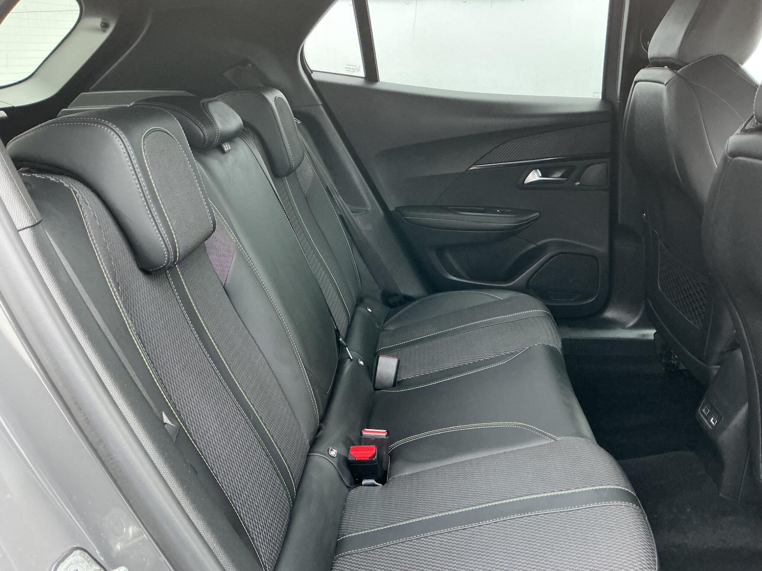 Used Peugeot 2008 2023 for sale - 77120589: Photo 8