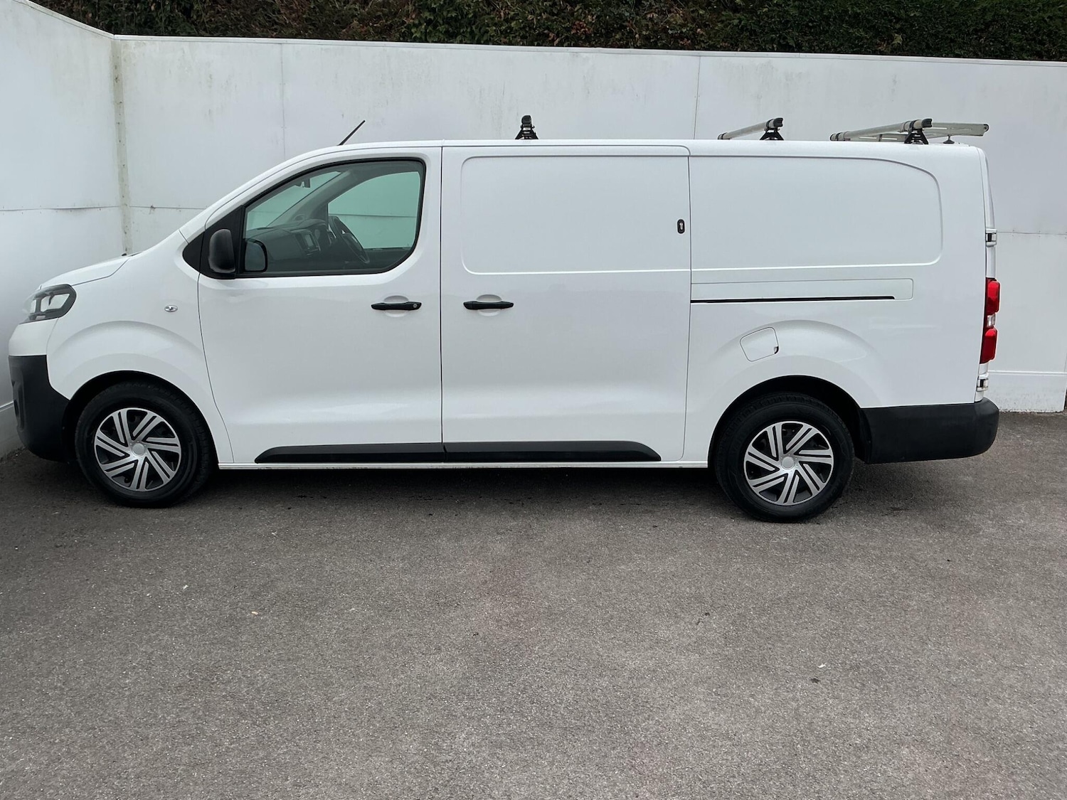 Used Vauxhall Vivaro 2021 for sale - 76269747: Photo 3