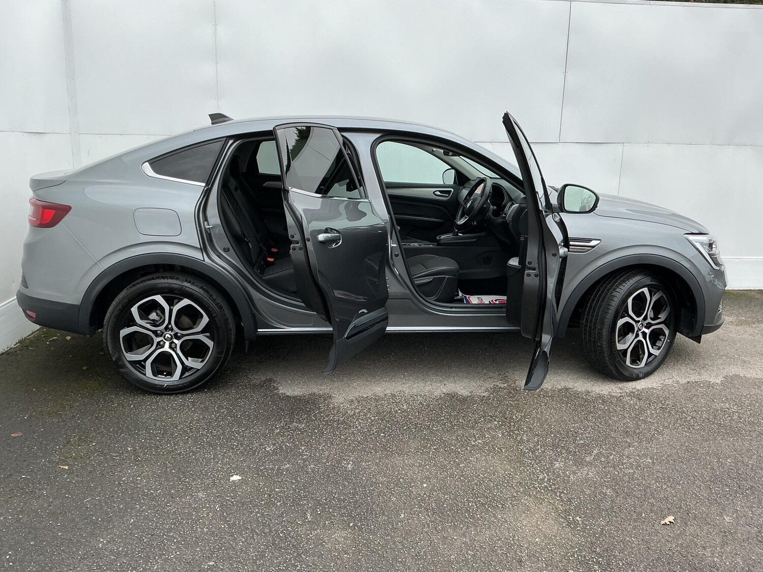 Used Renault Arkana 2023 for sale - 76832717: Photo 25