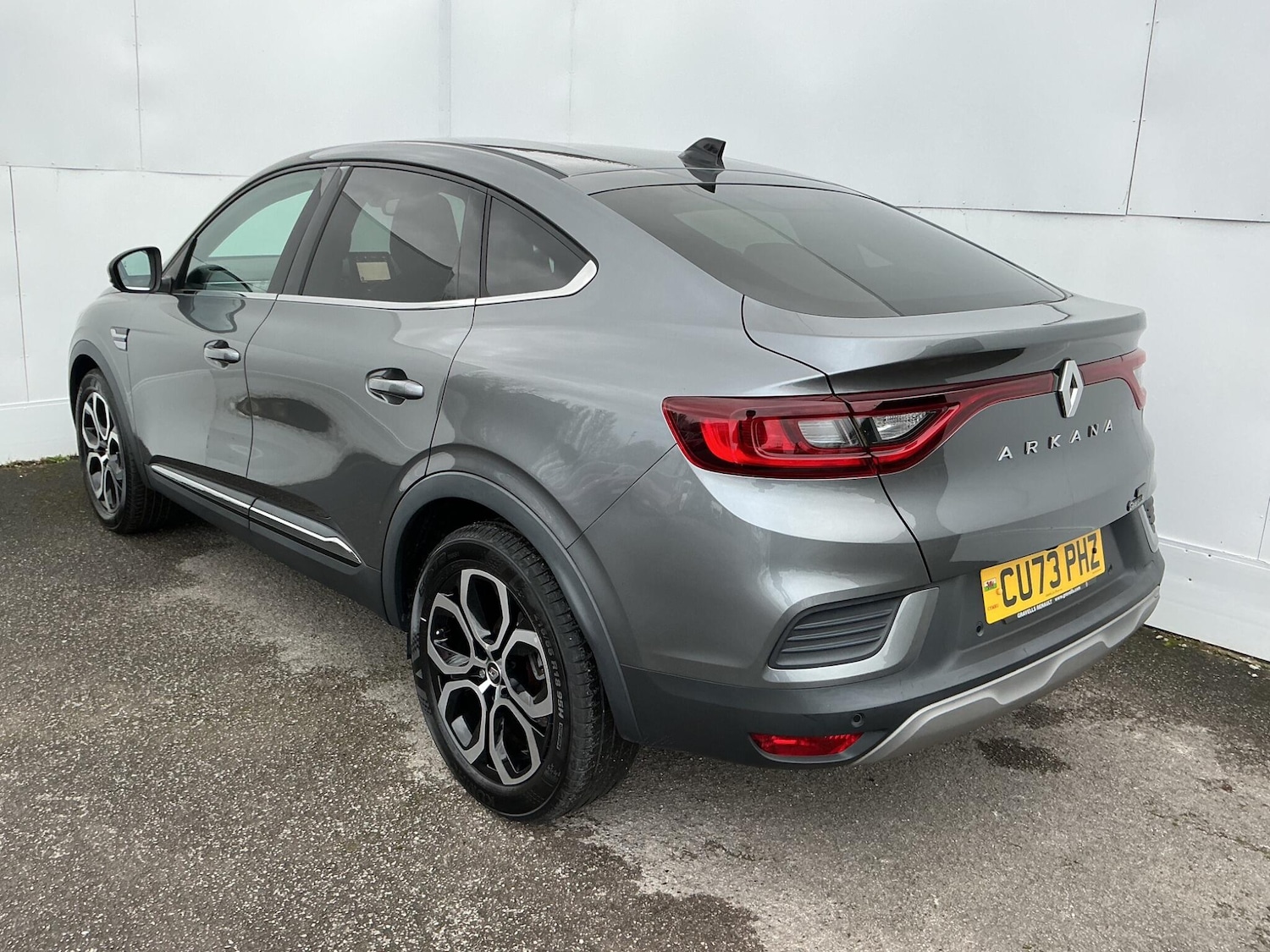 Used Renault Arkana 2023 for sale - 76832717: Photo 4