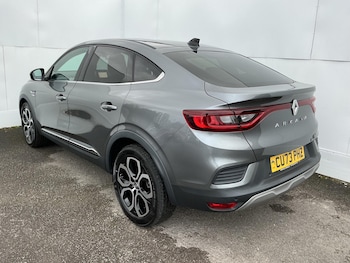 Used Renault Arkana 2023 for sale - 76832717: Photo