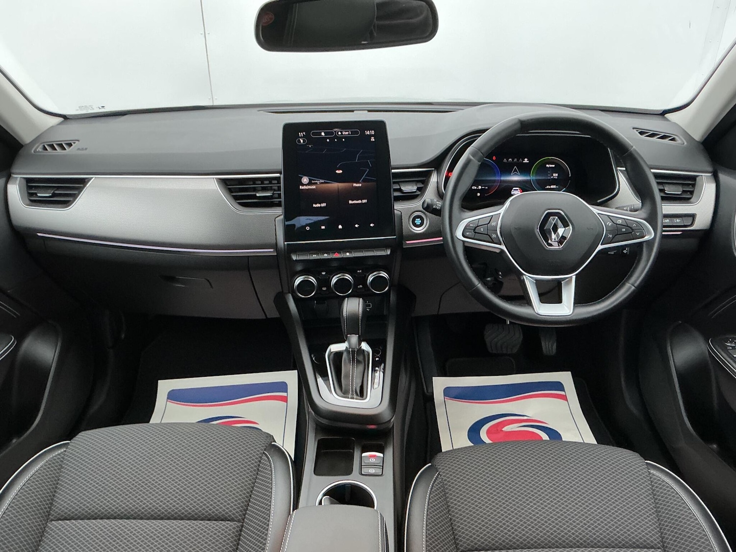 Used Renault Arkana 2023 for sale - 76832717: Photo 5