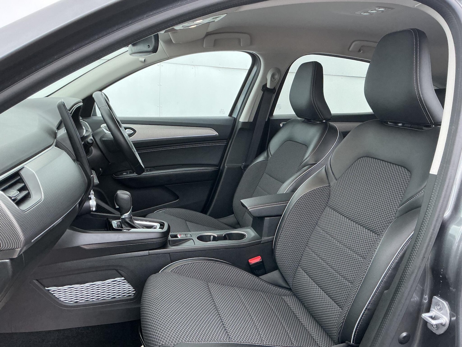 Used Renault Arkana 2023 for sale - 76832717: Photo 7