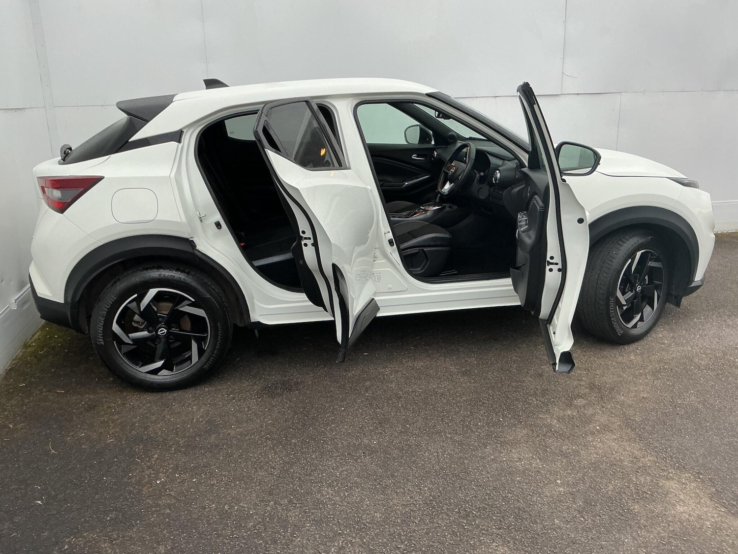 Used Nissan Juke 2023 for sale - 77994221: Photo 25