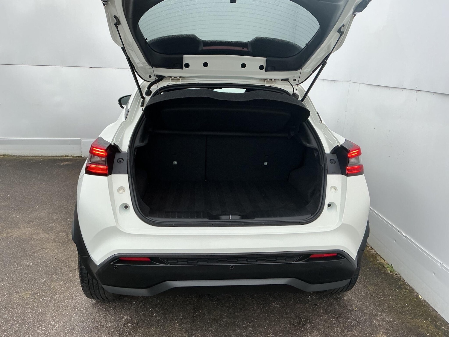 Used Nissan Juke 2023 for sale - 77994221: Photo 28