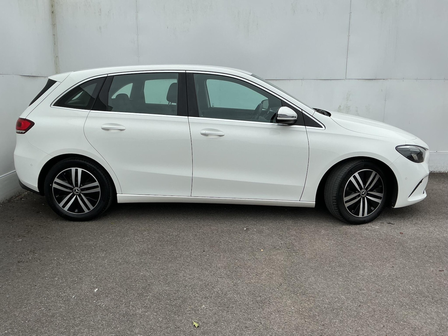 Used Mercedes-Benz B Class 2020 for sale - 75905711: Photo 2