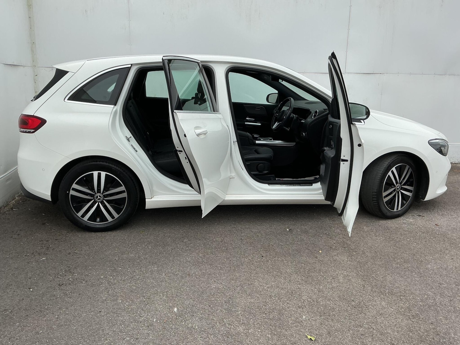 Used Mercedes-Benz B Class 2020 for sale - 75905711: Photo 25