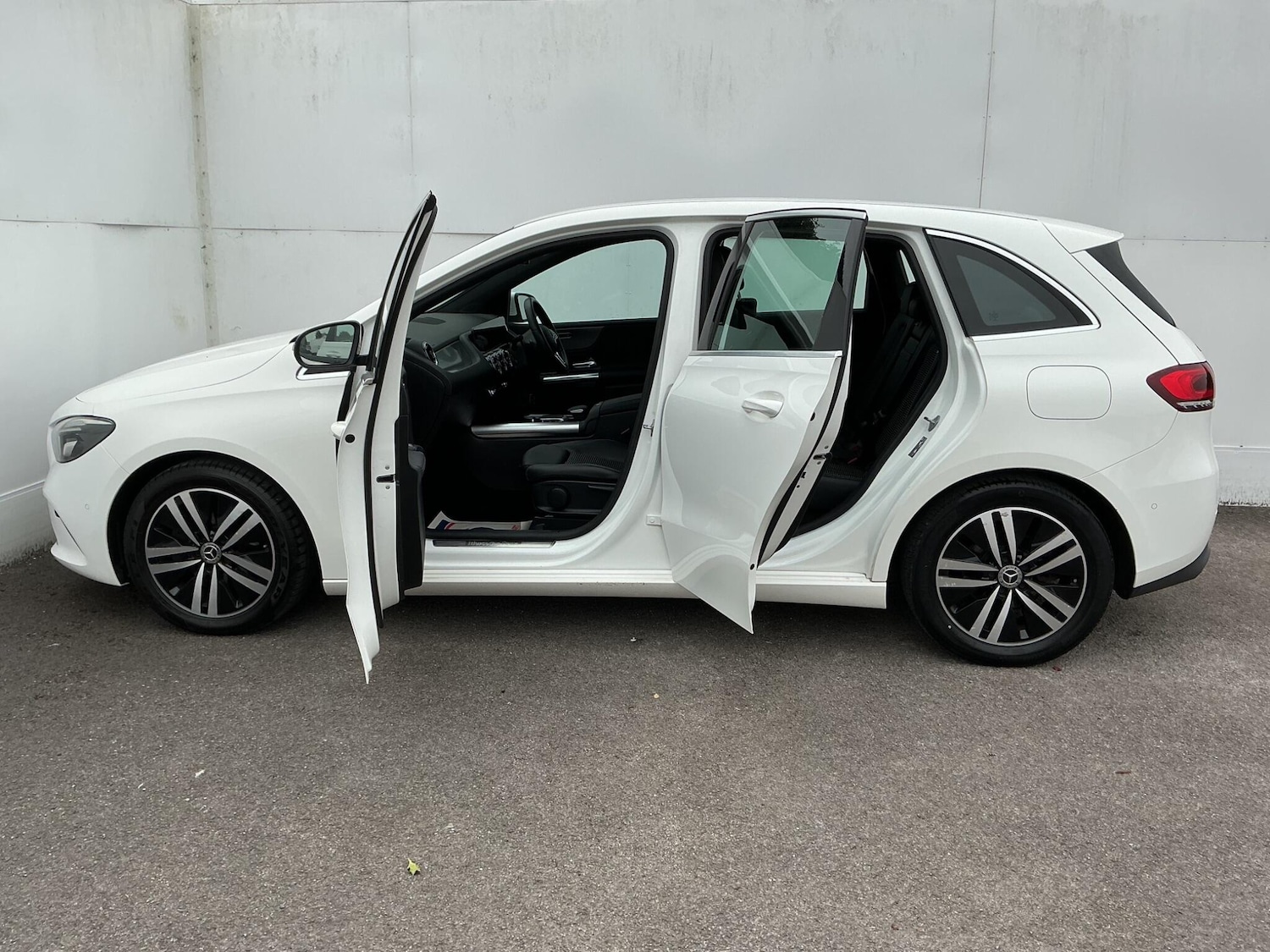 Used Mercedes-Benz B Class 2020 for sale - 75905711: Photo 26