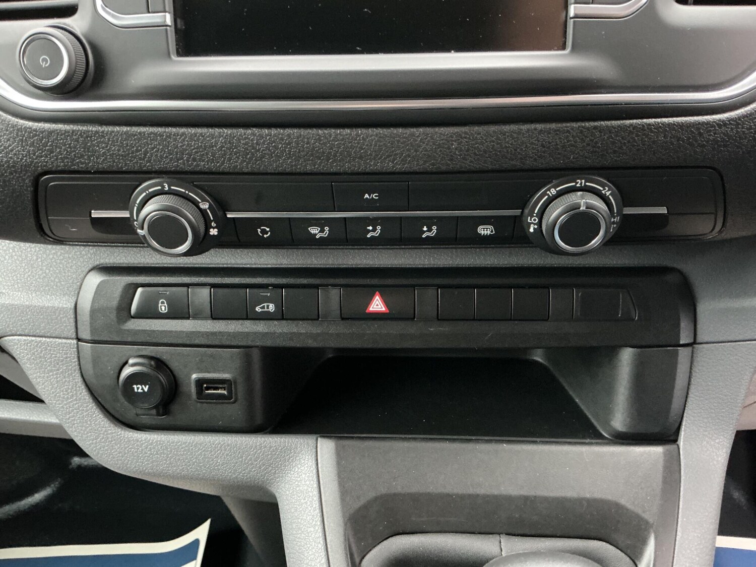 Used Vauxhall Vivaro 2022 for sale - 77549774: Photo 12