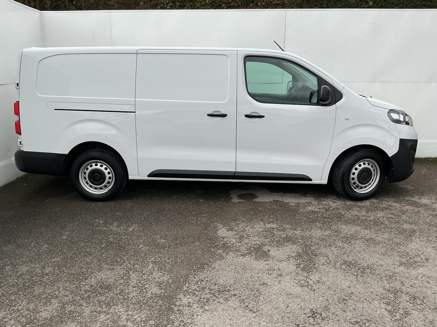 Used Vauxhall Vivaro 2022 for sale - 77549774: Photo 2