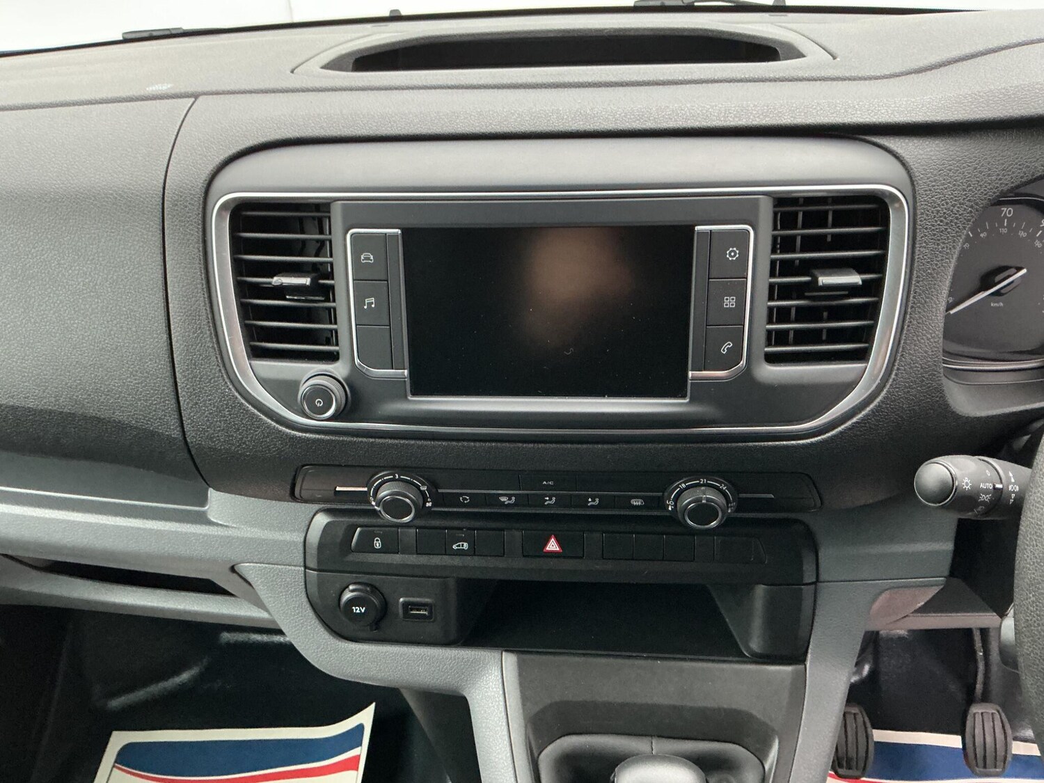 Used Vauxhall Vivaro 2022 for sale - 77549774: Photo 9