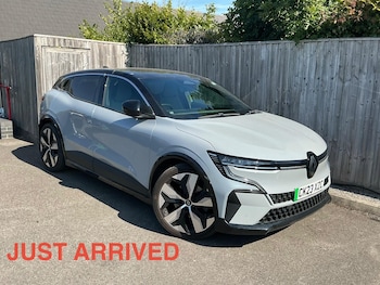 Used Renault Megane E Tech 2023 for sale - 79496647: Photo