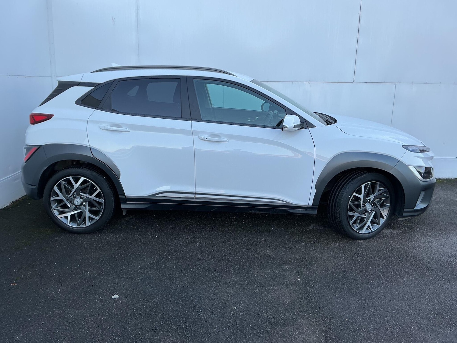 Used Hyundai KONA 2022 for sale - 76898257: Photo 3