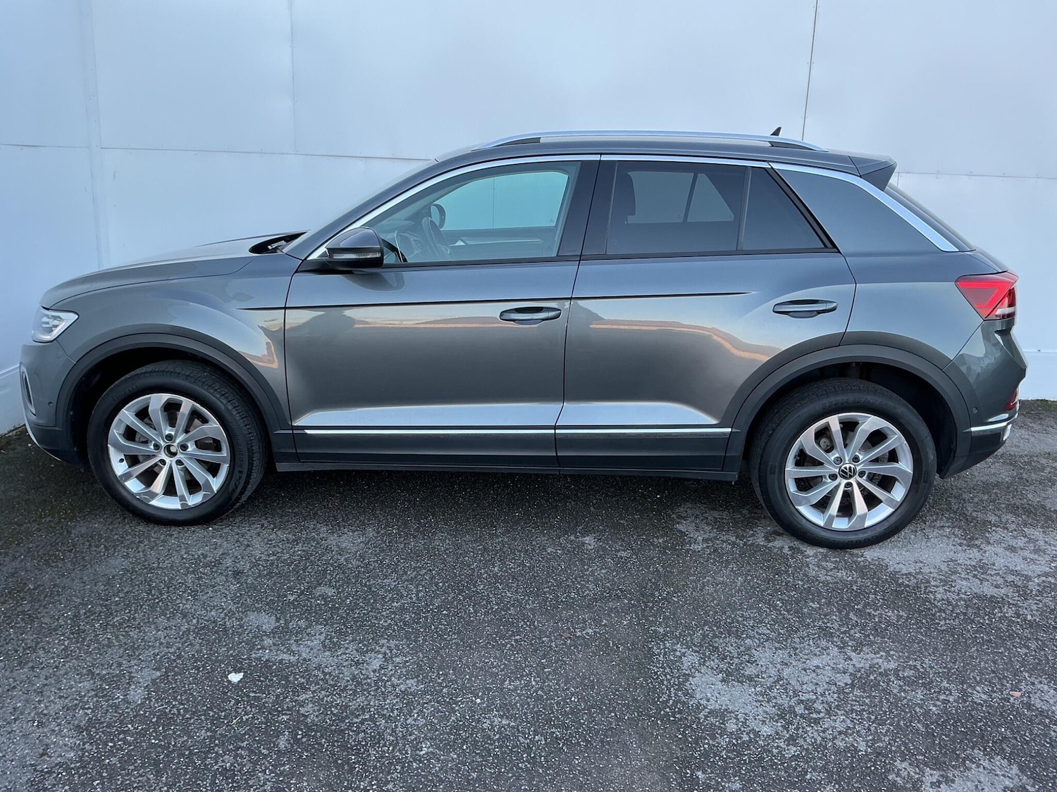 Used Volkswagen T-Roc 2022 for sale - 76995400: Photo 3