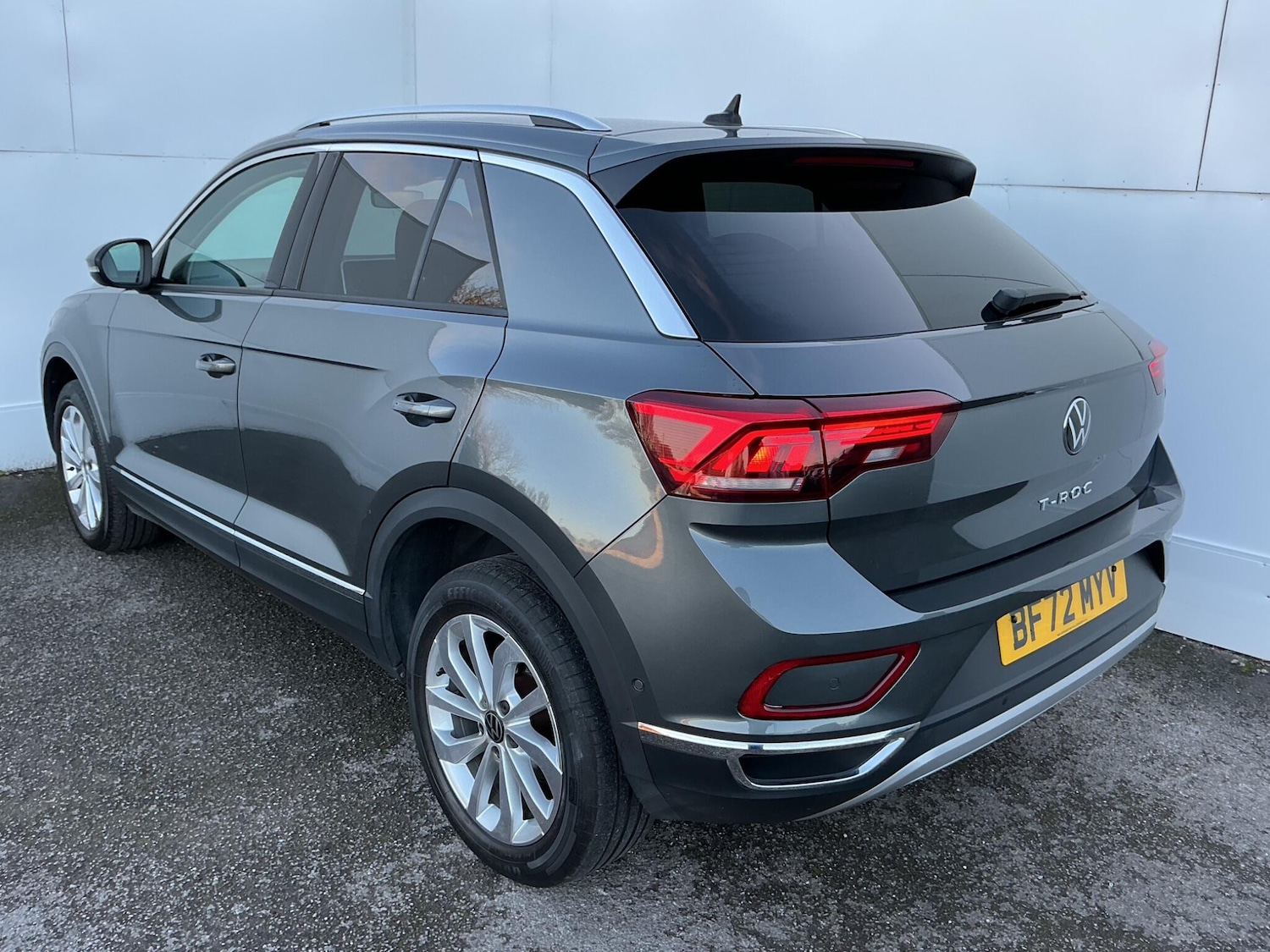 Used Volkswagen T-Roc 2022 for sale - 76995400: Photo 4