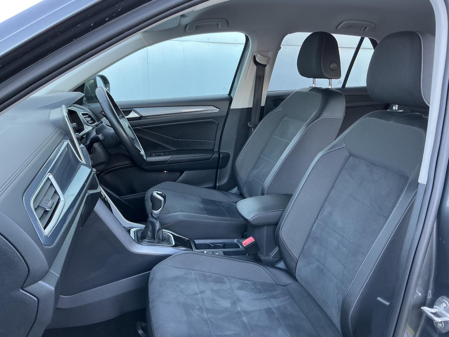 Used Volkswagen T-Roc 2022 for sale - 76995400: Photo 7