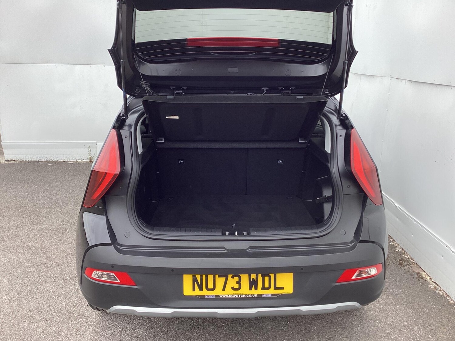 Vehicle 28
