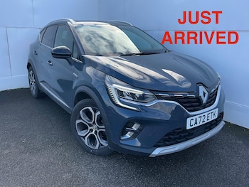 Used Renault Captur 2023 for sale - 77695365: Photo