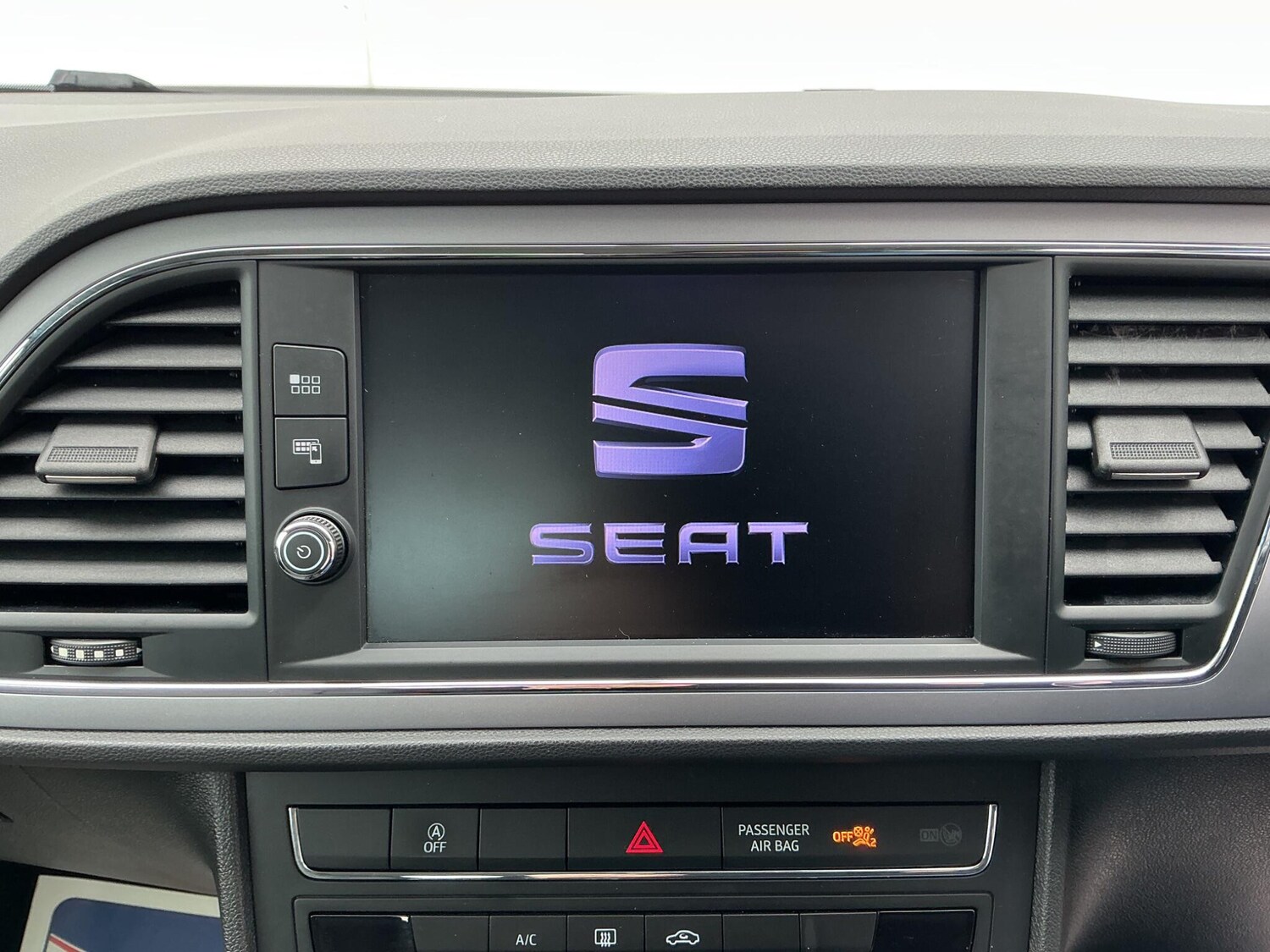 Used SEAT Leon 2019 for sale - 77468439: Photo 13