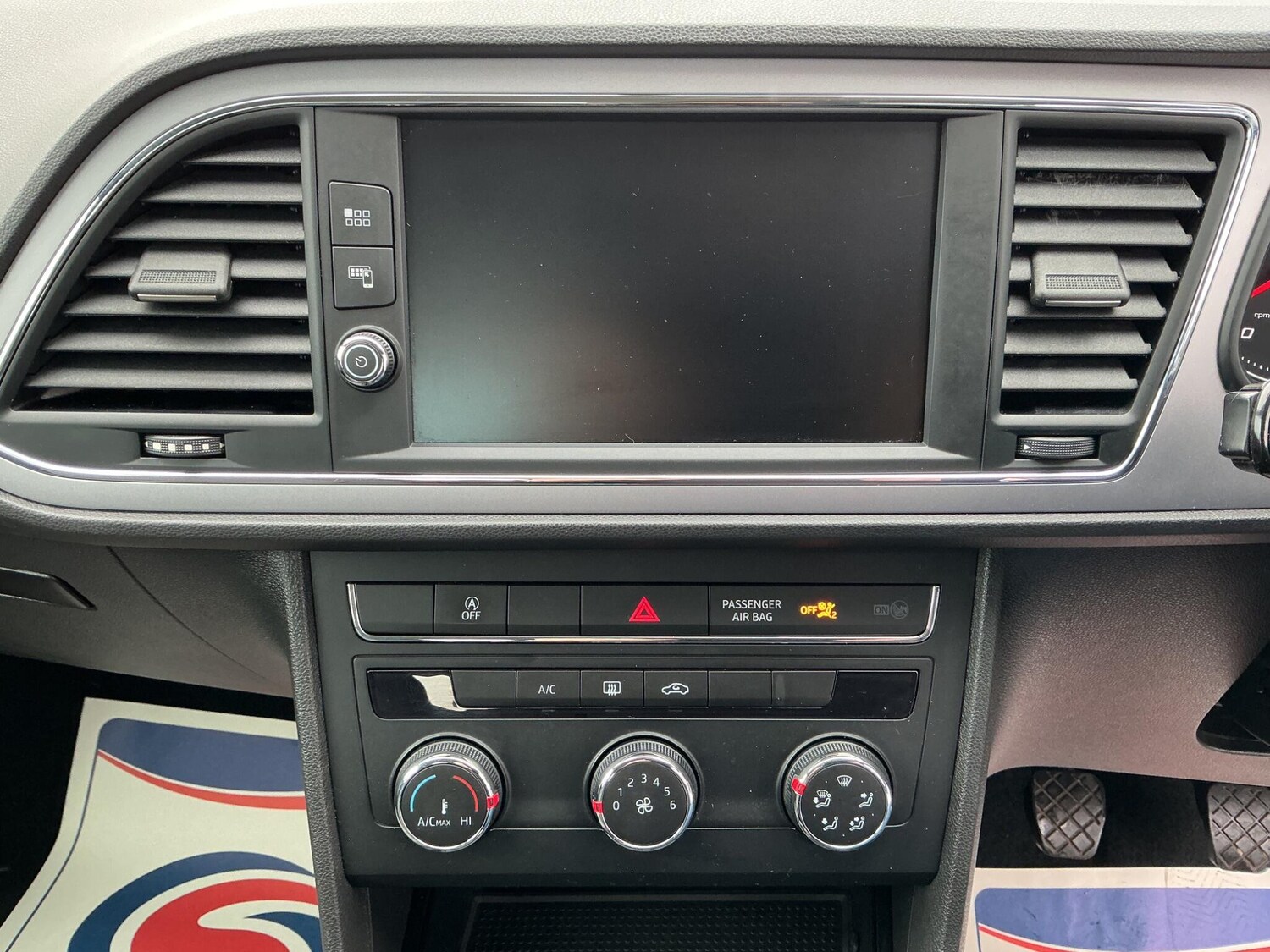 Used SEAT Leon 2019 for sale - 77468439: Photo 15