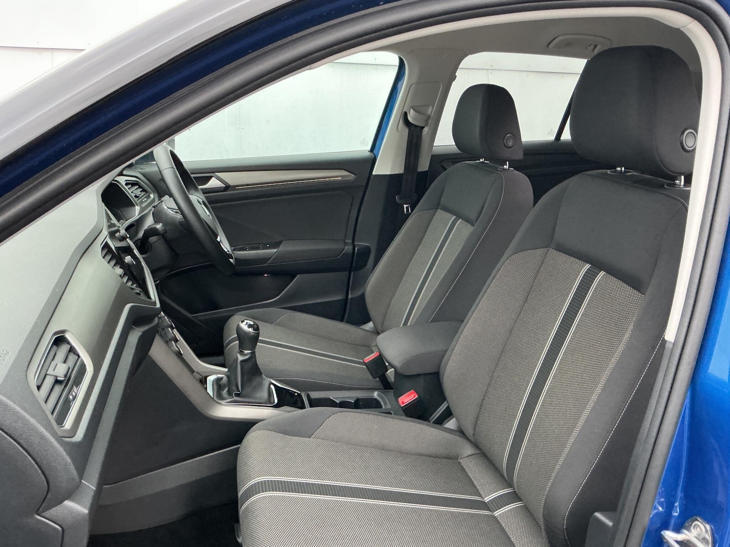 Used Volkswagen T-Roc 2021 for sale - 76283687: Photo 7