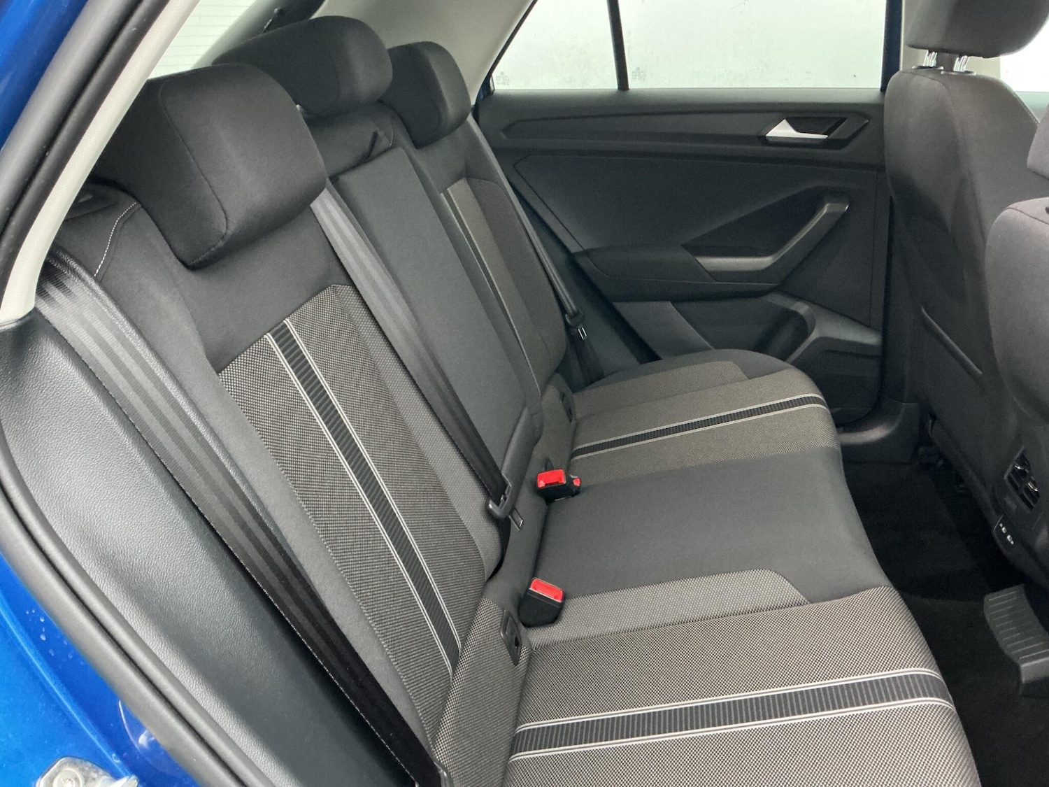 Used Volkswagen T-Roc 2021 for sale - 76283687: Photo 8