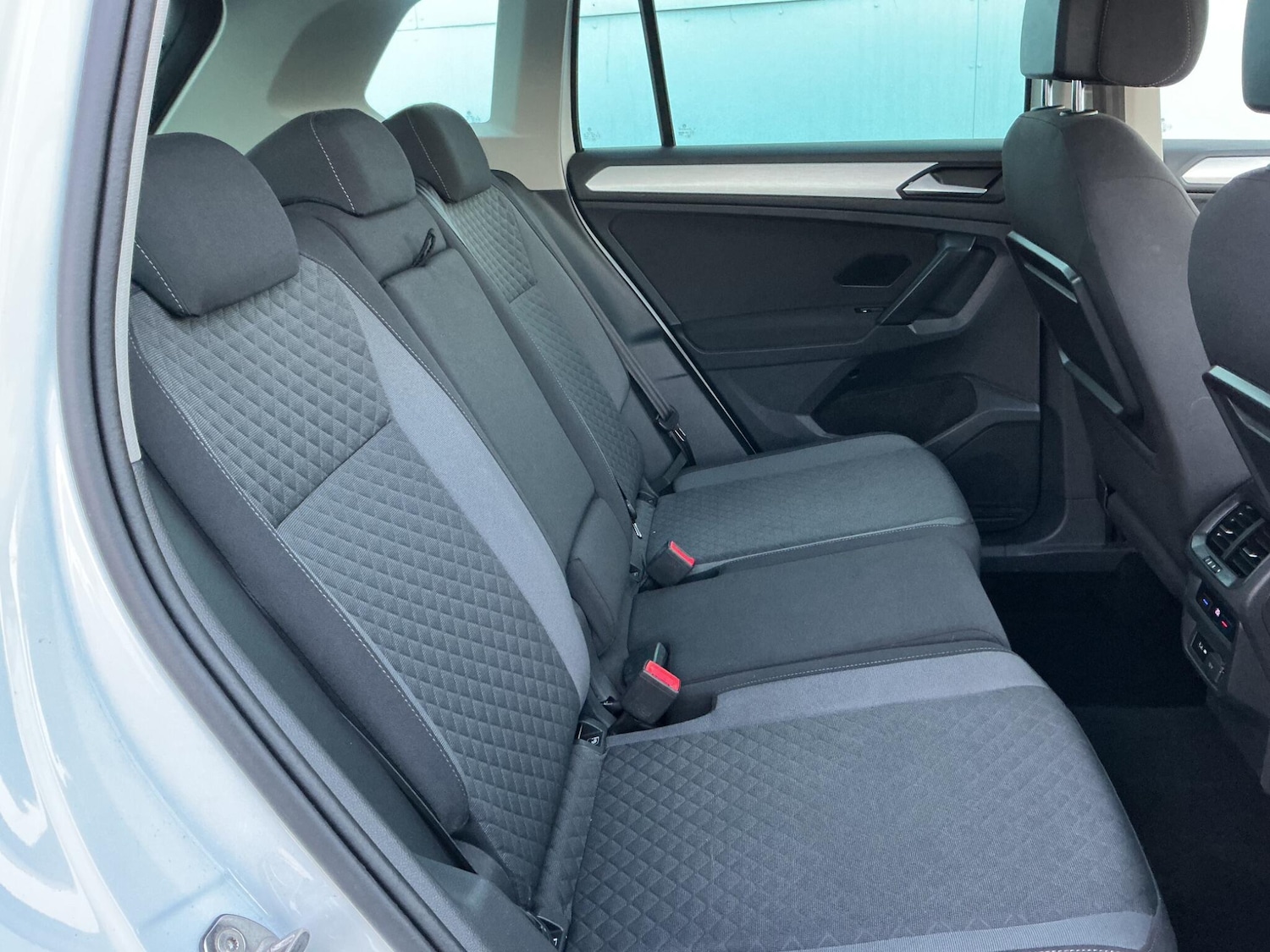 Used Volkswagen Tiguan 2019 for sale - 77040136: Photo 8