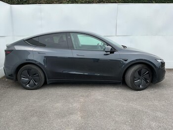 Used Tesla Model Y 2025 for sale - 78447636: Photo