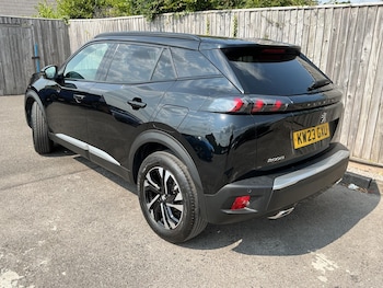 Used Peugeot 2008 2023 for sale - 79248036: Photo